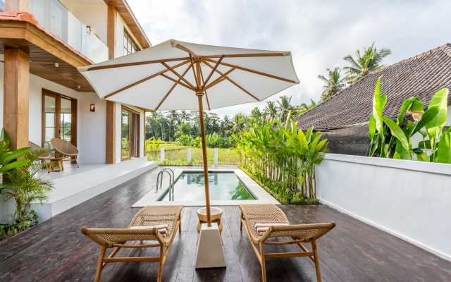 Вилла Tembaga by EVDEkimi – Designer villa with Pool and Breathtaking Rice field View – Long stay extras