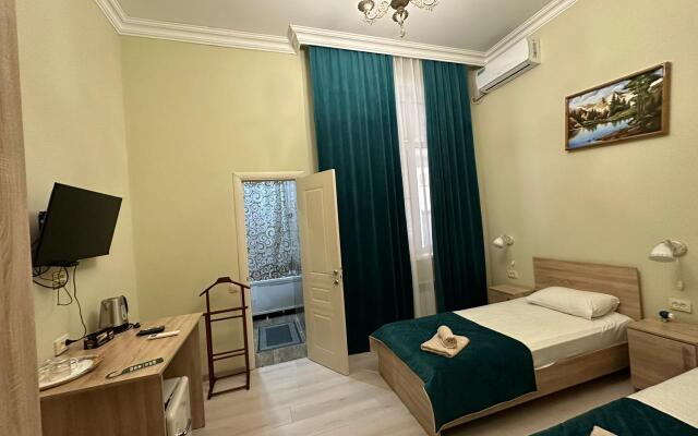 Гостиница Адлер