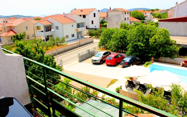 Sobe Tomić Apartments