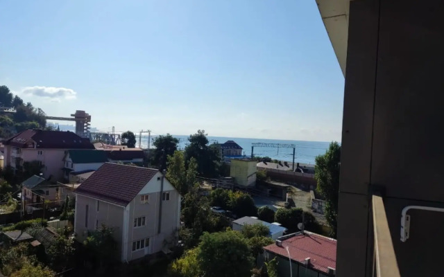 Studiya Na Pervoy Linii Morya Flat