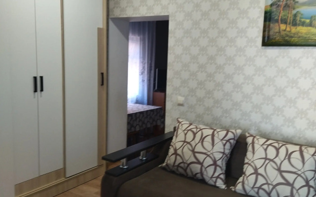 Semeyny Private house