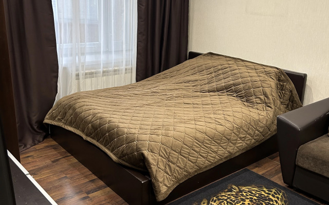 Квартира у метро с джакузи