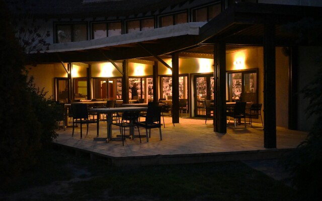 Egreta by Hoxton Hotel