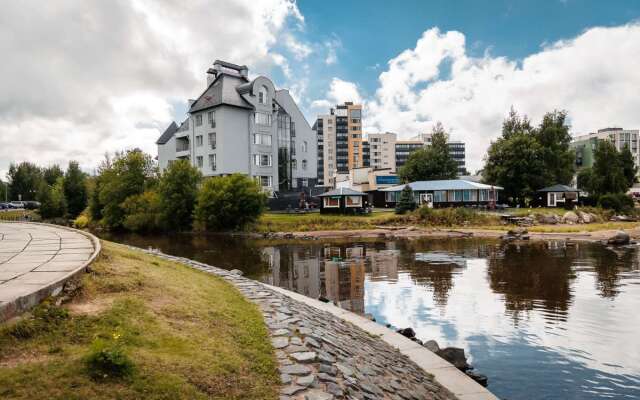 Onezhsky Zamok Hotel