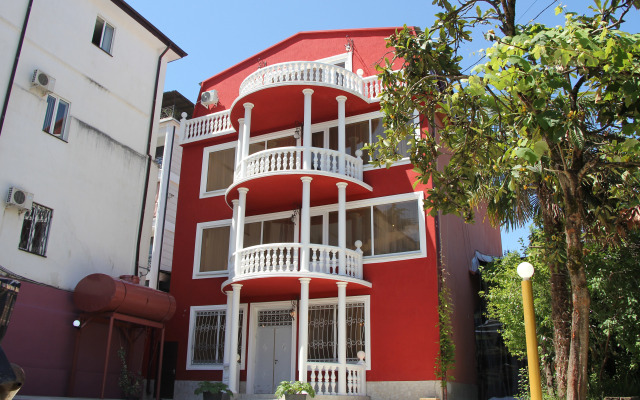 Lara Hotel