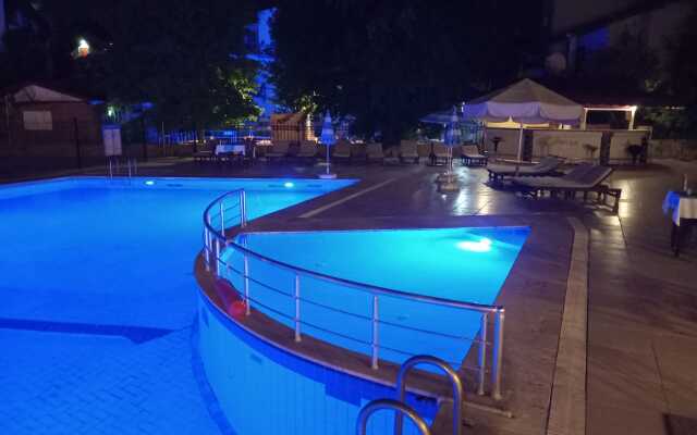 Hotel Grand Cınar  Fethiye