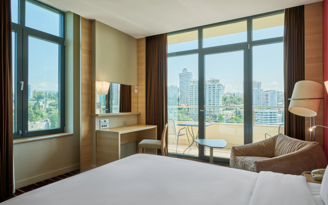 Mercure Sochi Centre Hotel