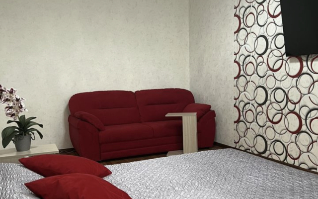 Na prospekte Vyacheslava Klykova 73 Apartments