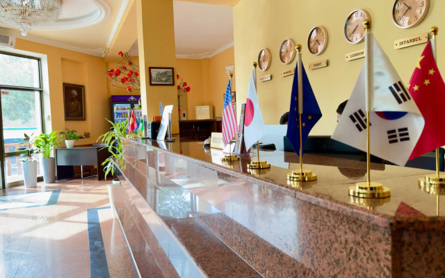 Отель Retro Palace