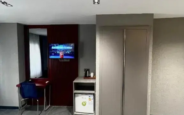 Voir Hotel Pera