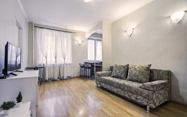 Na ulice Azovskoj 12/1 Apartments