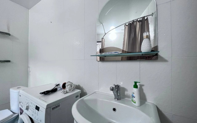 Na Prospekte Traktorostroiteley, 56 K1 Flat