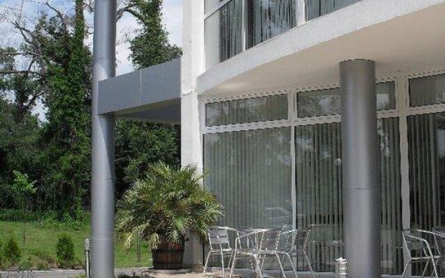 Arkutino Hotel