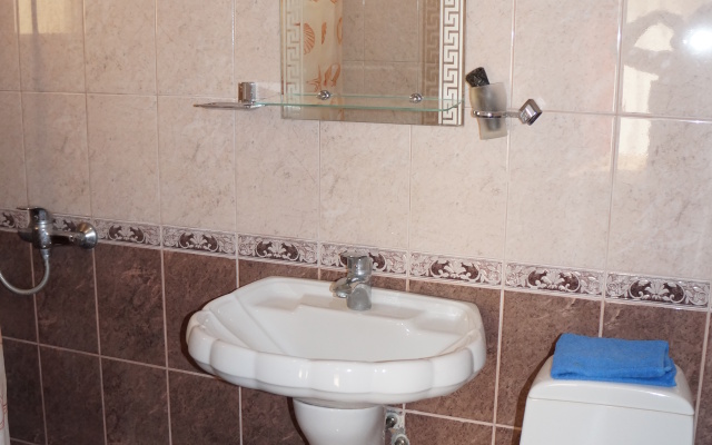 Natalya Guest House