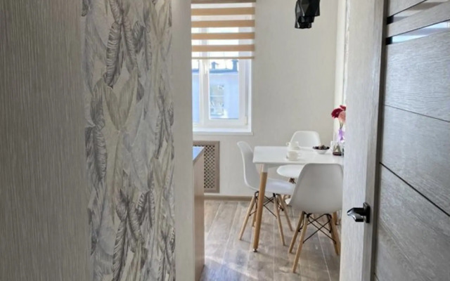 Na Prospekte 50 Let Oktyabrya 20 Flat