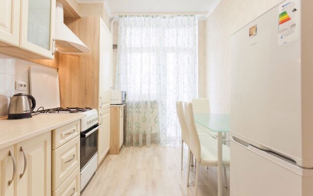 Апартаменты Горького 98