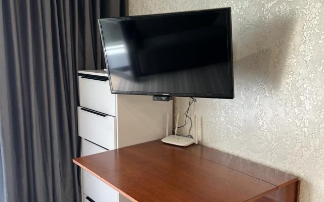 3 Komnatnye Apartamenty S Basseynom Apartments