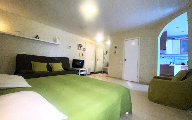 Апартаменты Мегаполис 40-лет Октября 14-203