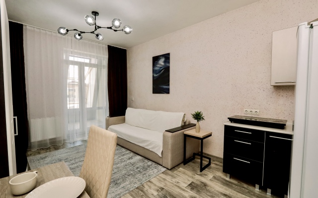 Трехместные апартаменты с Балконом и Видом на Озеро