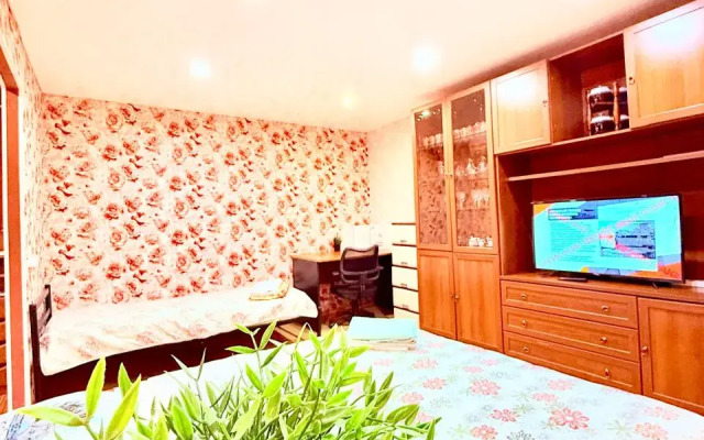 Na Zvereva 1 Nadym Flat