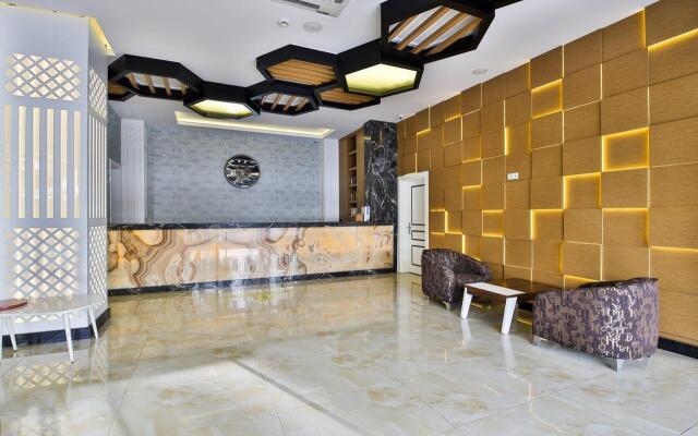Opia Hotel