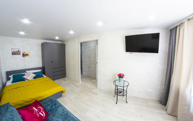 Circus Apartments