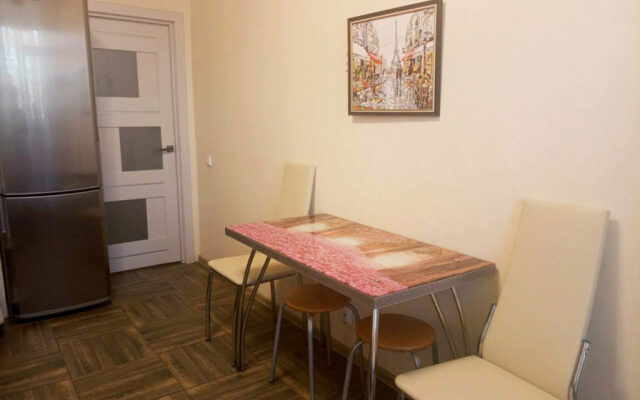 bol'shaya u TC Krejser, 33 kvartiry Flat