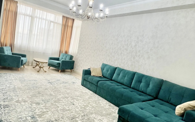 Na Khalilova Flat