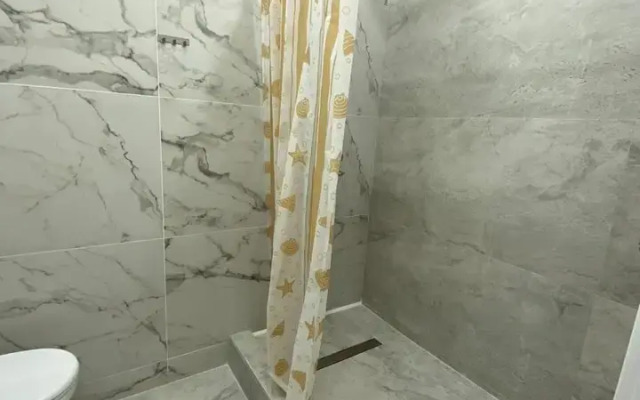 Studiya 327 Na Ulitsa Gaydara 22 Flat