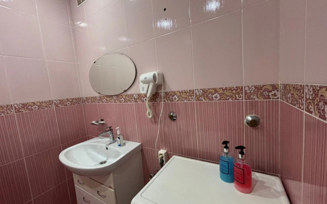 Na Ulitse Molodezhnaya 5 Flat