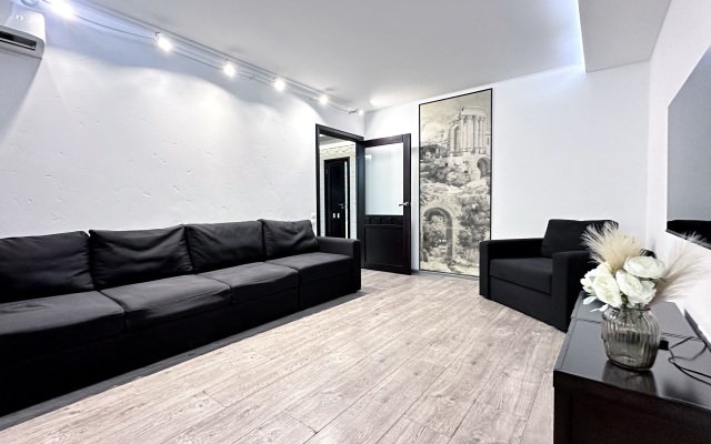 Квартира Трехкомнатная квартира люкс