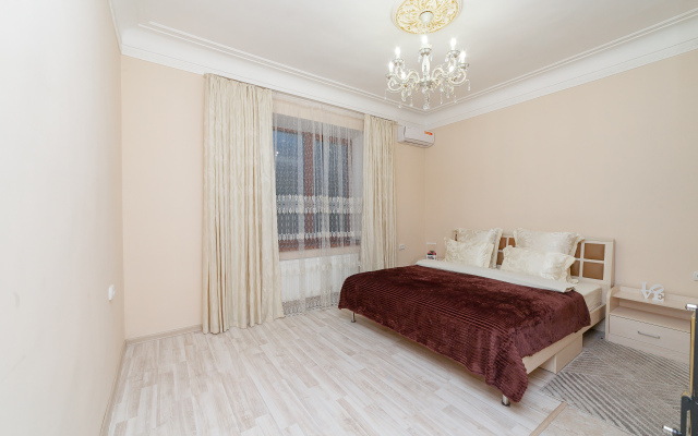 Elitnye Prostornye Apartments