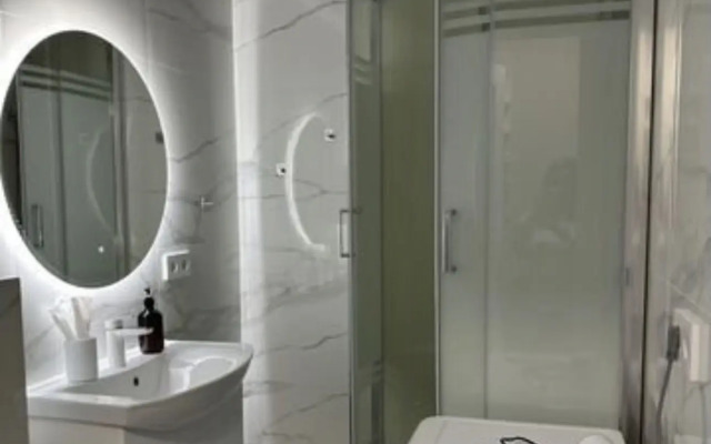 Квартира Уютная Двухкомнатная в Центре Города