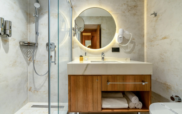 Best Western Premier Istanbul Airport Hidden Hills Hotel