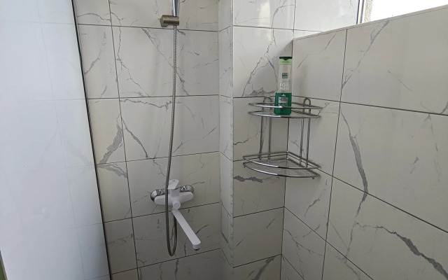 Na Krasnoy Armii 136/1 Apartments
