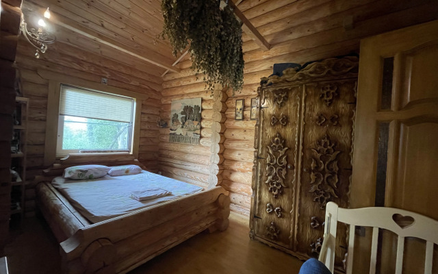 Masha I Medved Private House