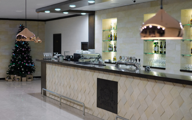 Menua Hotel