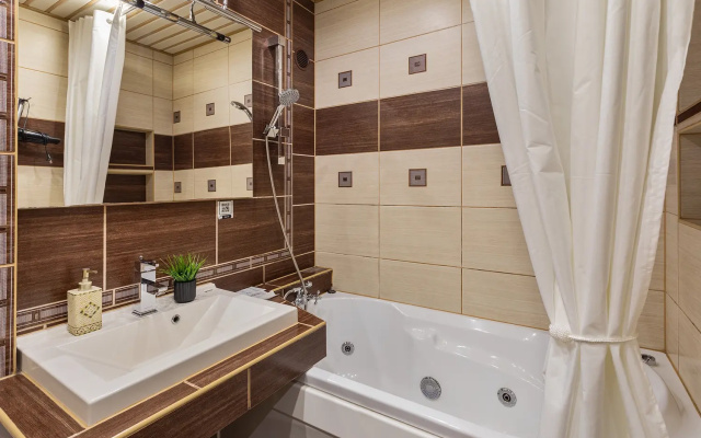 Apartamenty J&N Apartments Dvuhkomnatnye s gidromassaznoj vannoj Sovetskaa 10