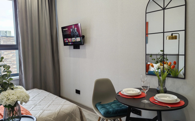 Квартира Яркая студия в 4 минутах от метро. Бесконтактное заселение