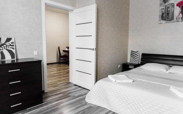 Na Bulvare Stroiteley 28g Apartments