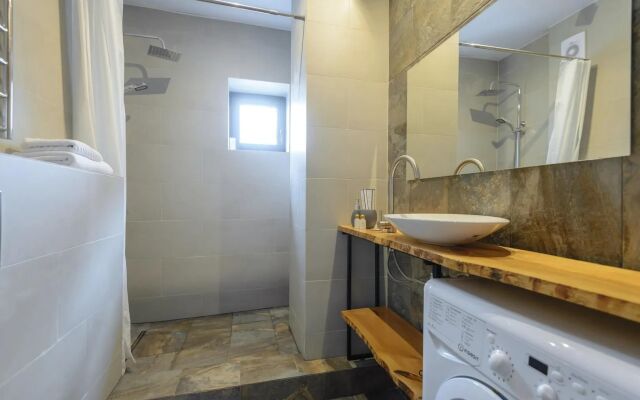 WhiteV Serdtse Rostova Apartments