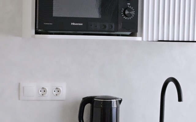 V 5 Minutakh Ot Kremlya Flat