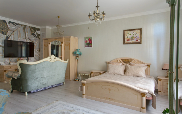 v TSentre Ampir Apartments