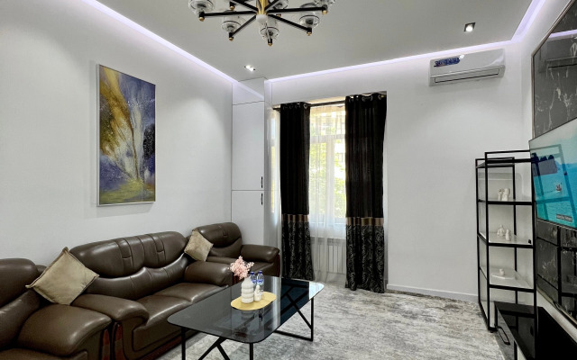 Apartamenty V Tsentre Tashkenta Flat