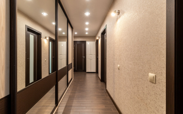 Tikhiy 4 Flat