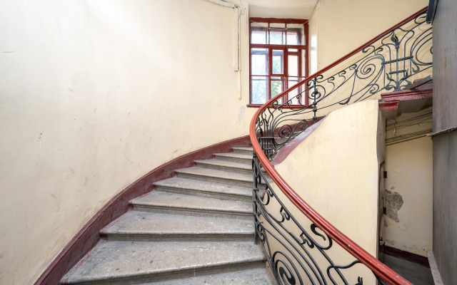 Studiya Sovremennaya V Petrogradskom Rayone Sankt-Peterburga Flat