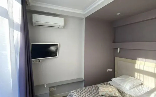 Na Chernomorskoy 6 Apartments