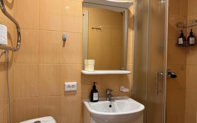 Апартаменты Три Станции 1