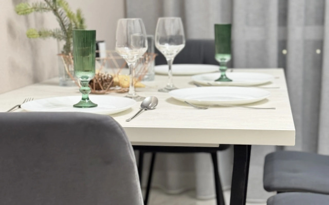 Loft V Elitnoy Novostroyke V Tsentre U Parka Flat