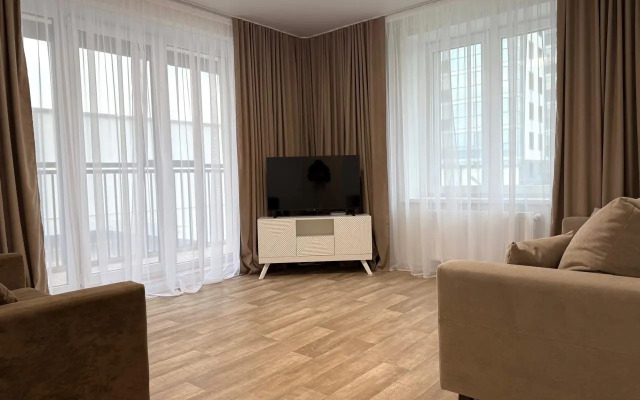 Tryokhkomnatnaya Kvartira V Mezhdurechye Flat